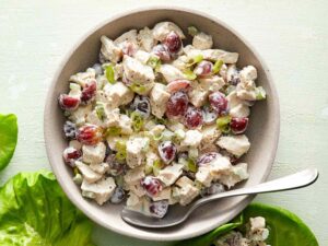 %fChicken Salad with Grapes %