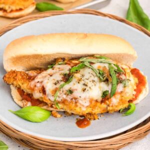 Read more about the article The Best Chicken Parm Sandwich Recipe (Crispy & Cheesy!)